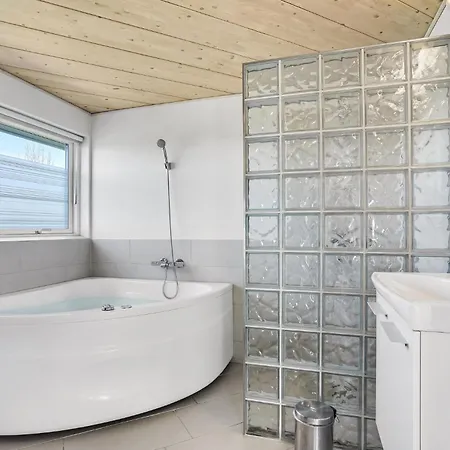Tatil Evi Amazing Home In Haderslev With Sauna *